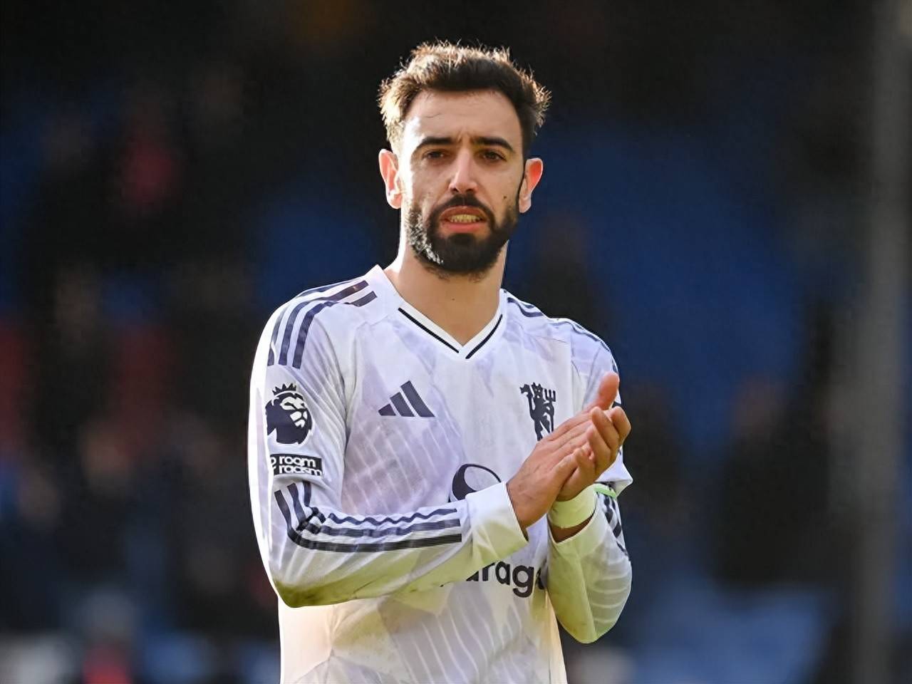 转会1+1：曼联否认今夏曾想出售核心巴西传奇有意重返切尔西