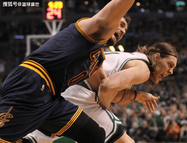 13年落幕！给东契奇打工！35岁老将！NBA生涯完美吗？